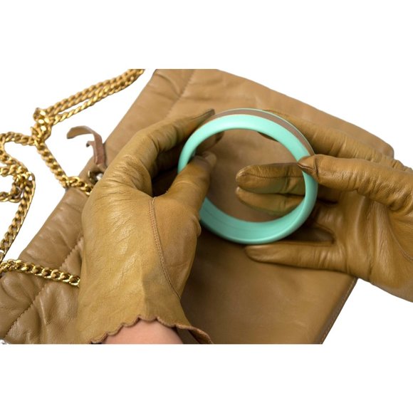 Cool Tan Leather Set Gloves and Handbag Vintage Accessories Set - Picture 11 of 11